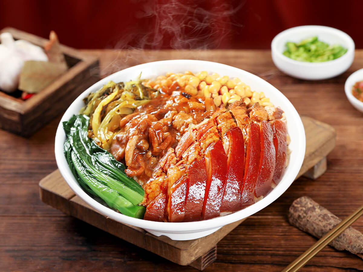 猪脚拼卤肉饭